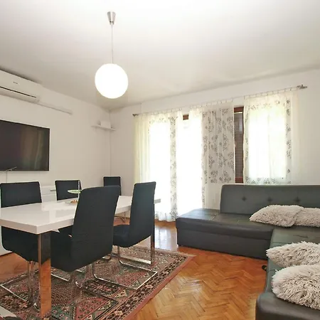 Fuer 5 Personen Ca 78 Qm In Peroj, Istrien Istrische Riviera Апартаменты *